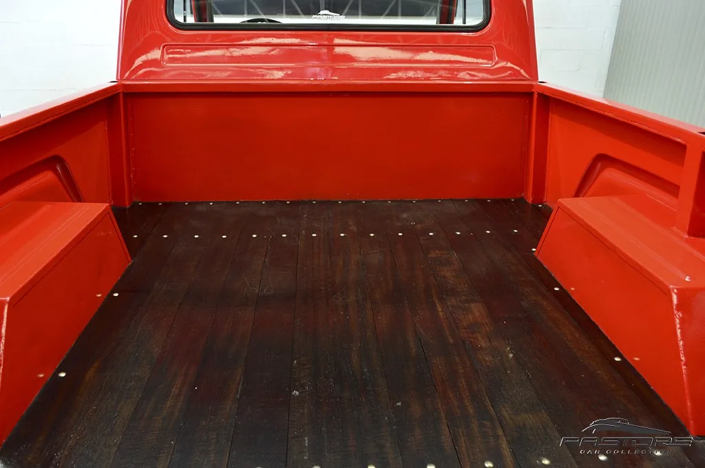 Ford F-75 Pickup