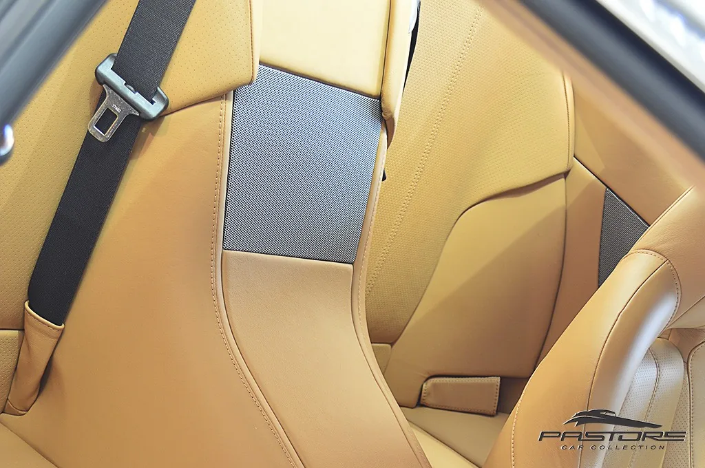 Aston Martin DB9 6.0 V12