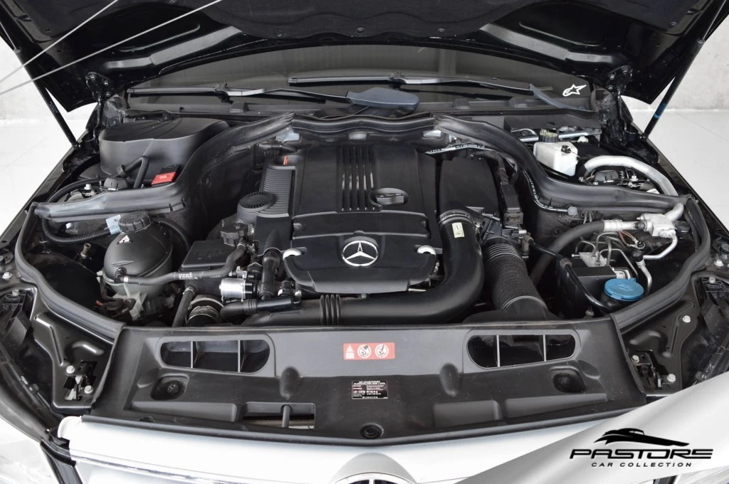 Mercedes-Benz C180 CGI Classic