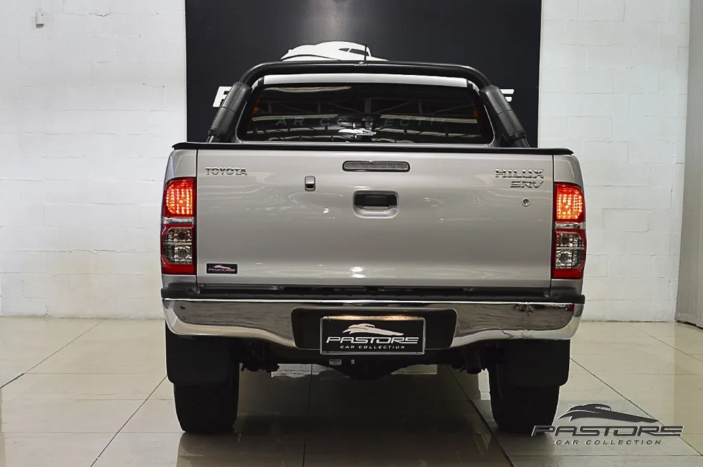 Toyota Hilux CD 4X4 SRV AT