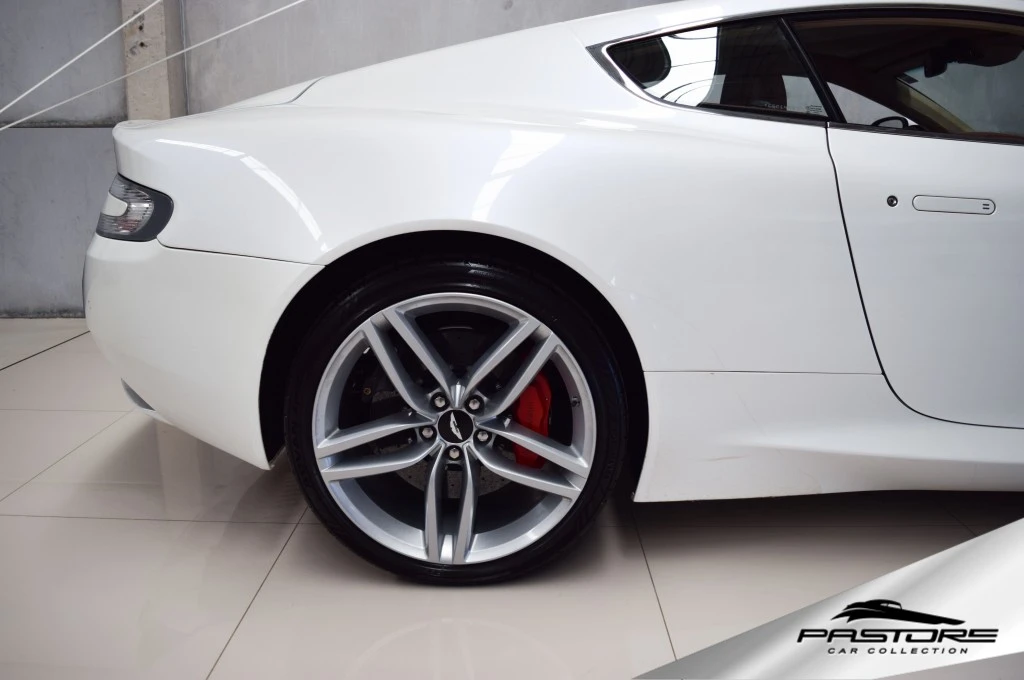 Aston Martin Virage 6.0 V12 CP