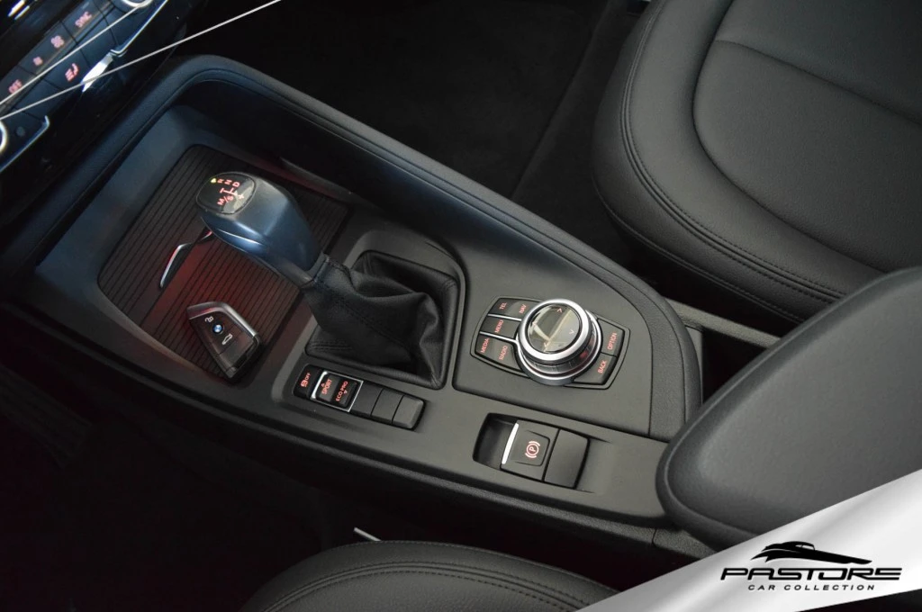 BMW X1 sDrive 20i Turbo