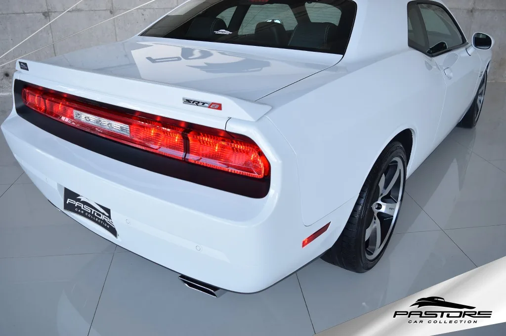 Dodge Challenger SRT8