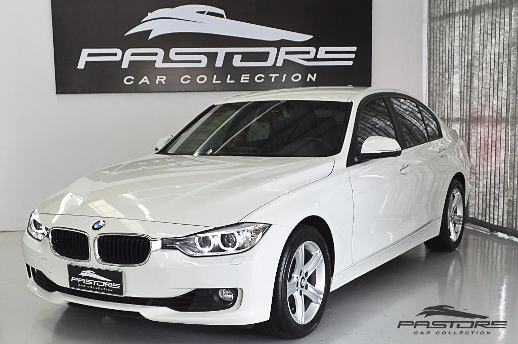 BMW 320i Active Flex