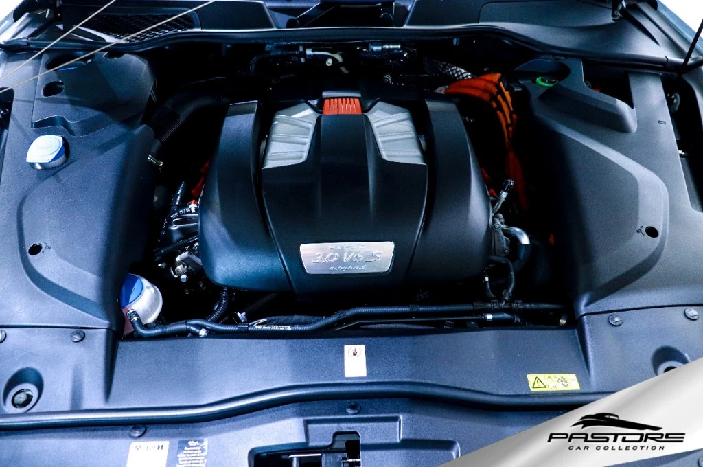 Porsche Porsche Cayenne S e-hybrid S 3.0 V6 E-HYBRID