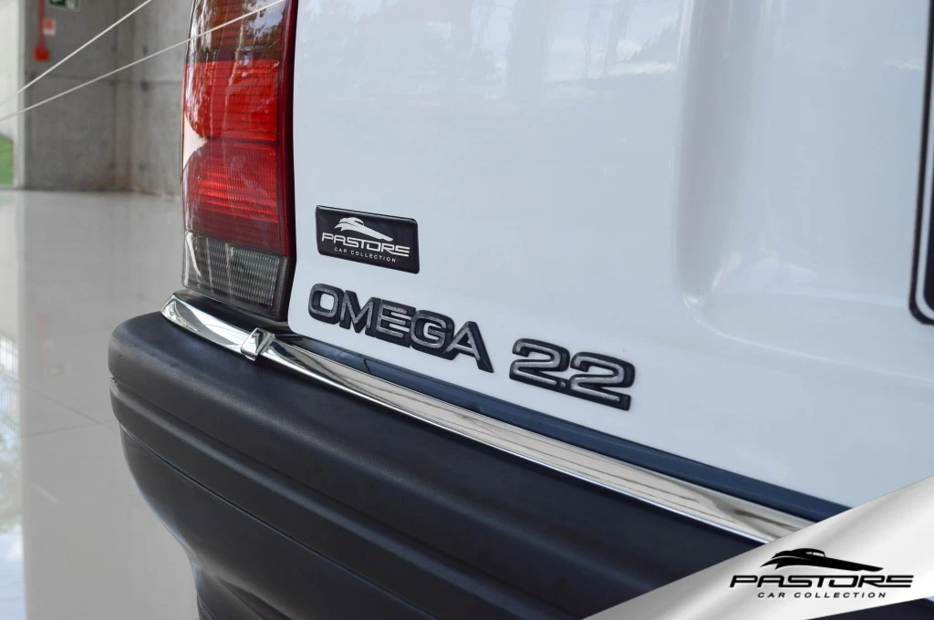 GM Omega GLS 2.2