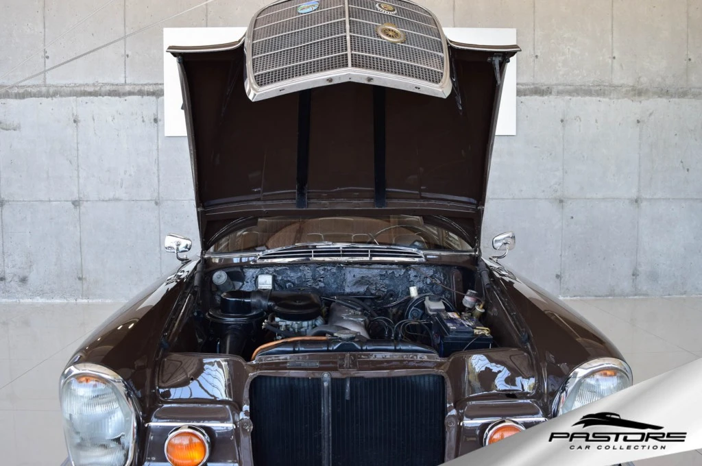 Mercedes-Benz 220 Sb