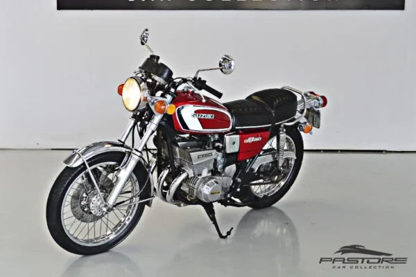 Suzuki GT 550