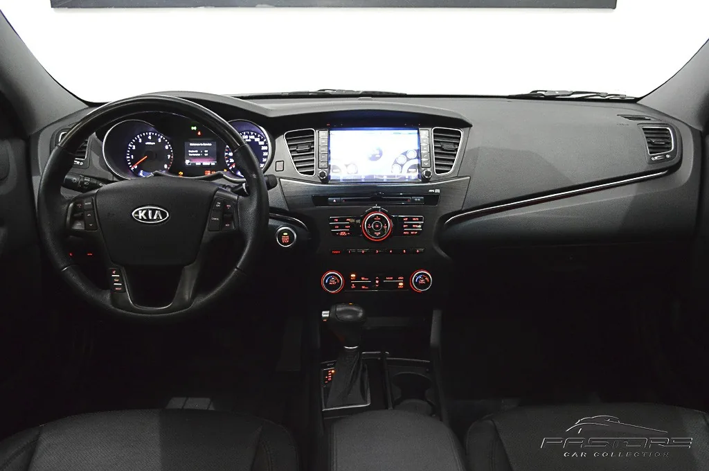 Kia Cadenza EX