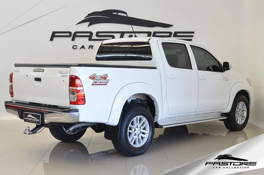 Toyota Hilux CD 4X4 SRV AT