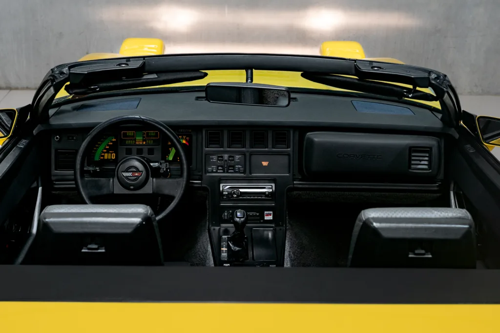 GM Corvette Pace Car – 1986