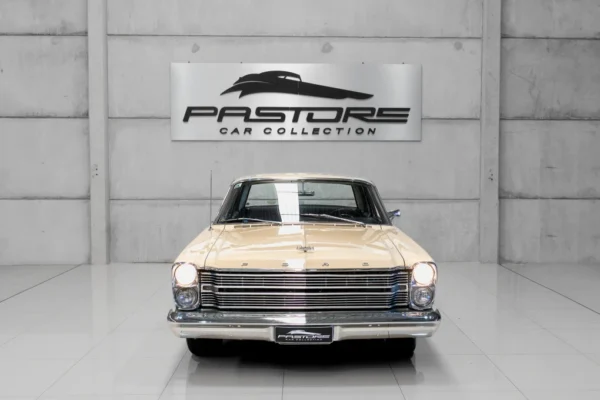 FORD GALAXIE 500