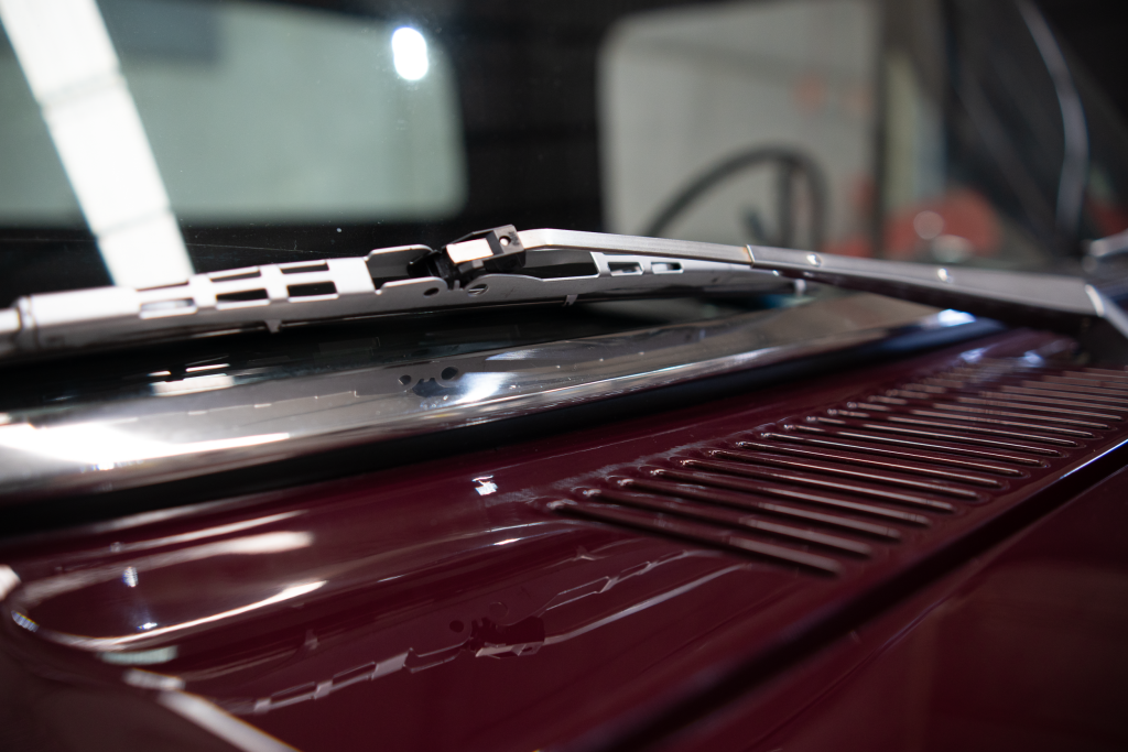 FORD F100 V8