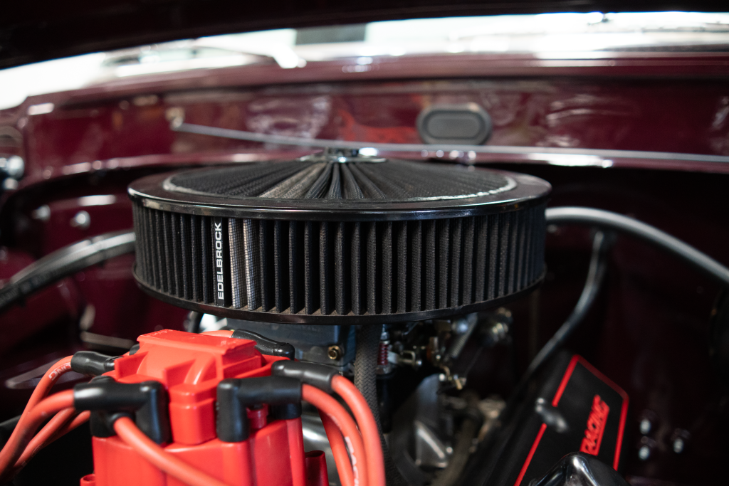 FORD F100 V8