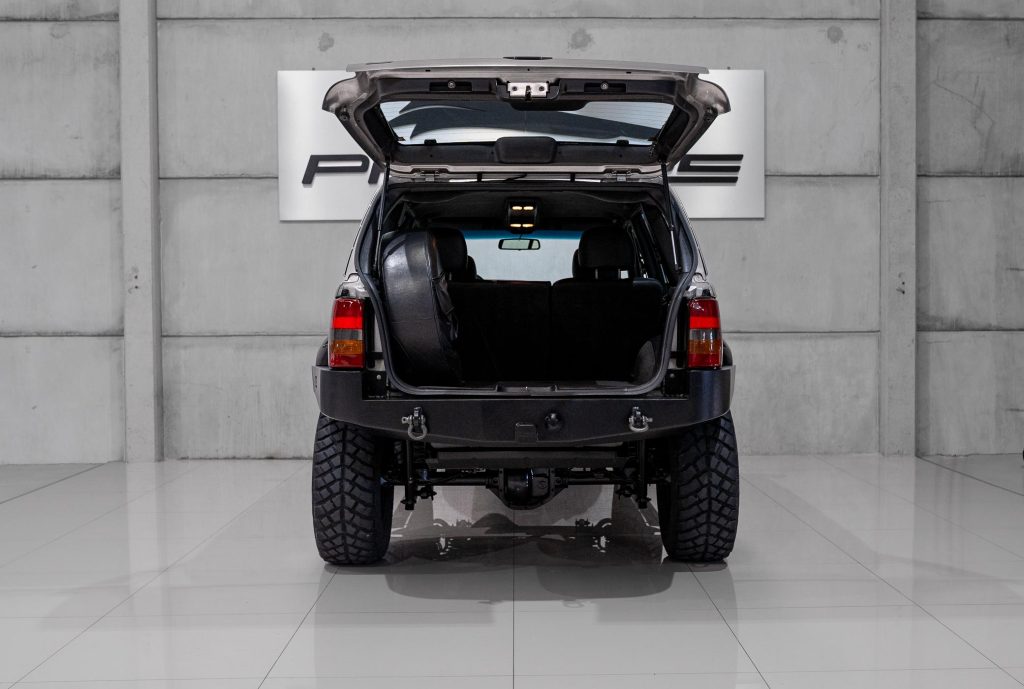 Jeep Grand Cherokee Limited V8 5.9