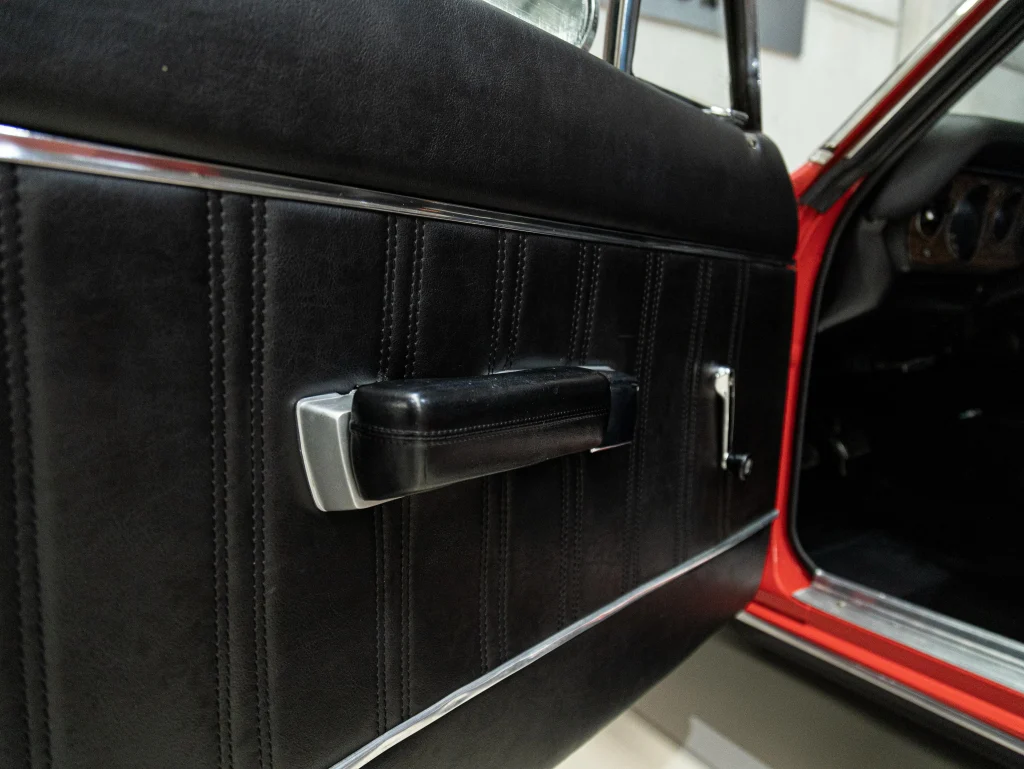 Dodge Charger R/T 5.2 V8