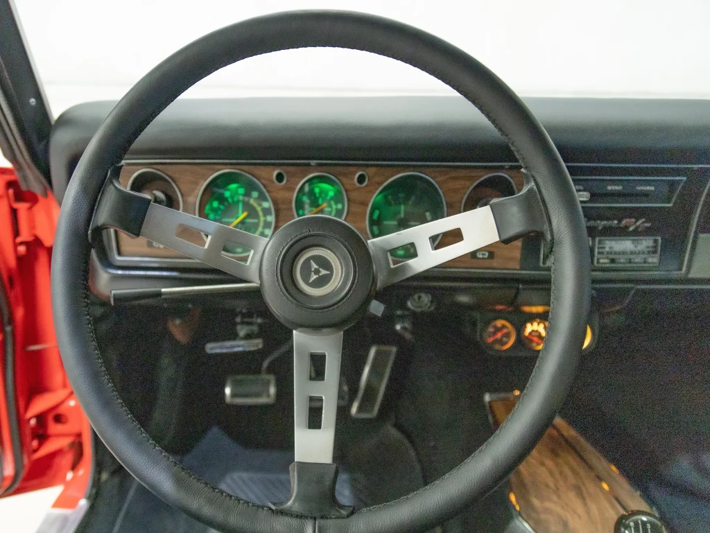 Dodge Charger R/T 5.2 V8