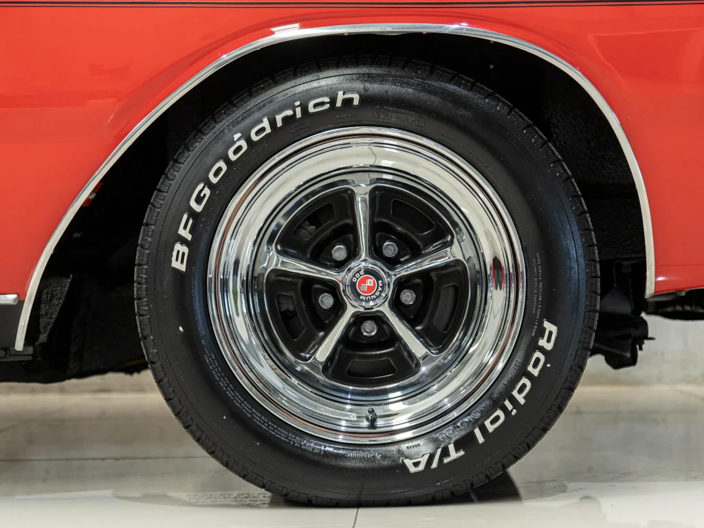 Dodge Charger R/T 5.2 V8