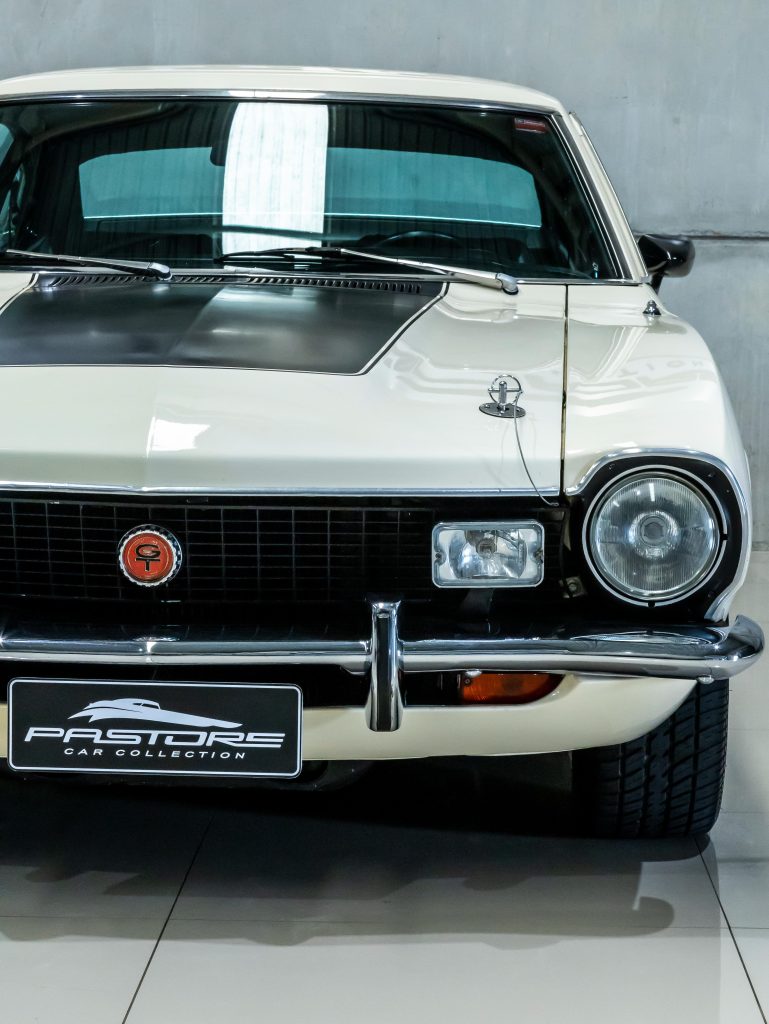 Ford Maverick Super V8 302