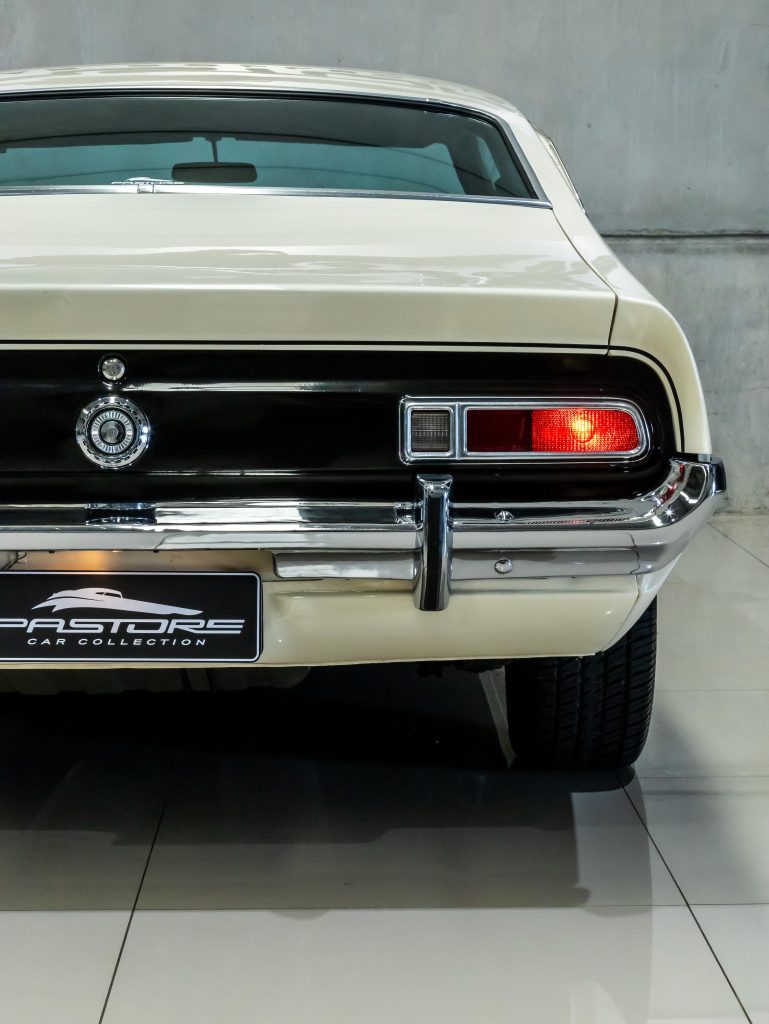 Ford Maverick Super V8 302