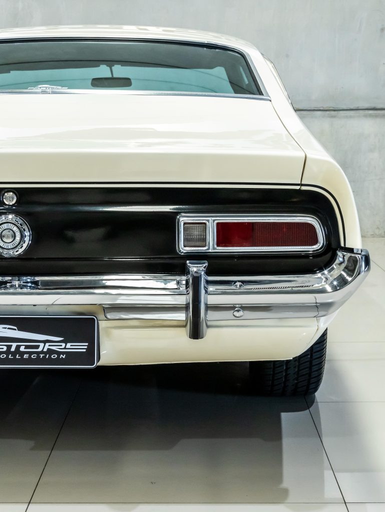 Ford Maverick Super V8 302