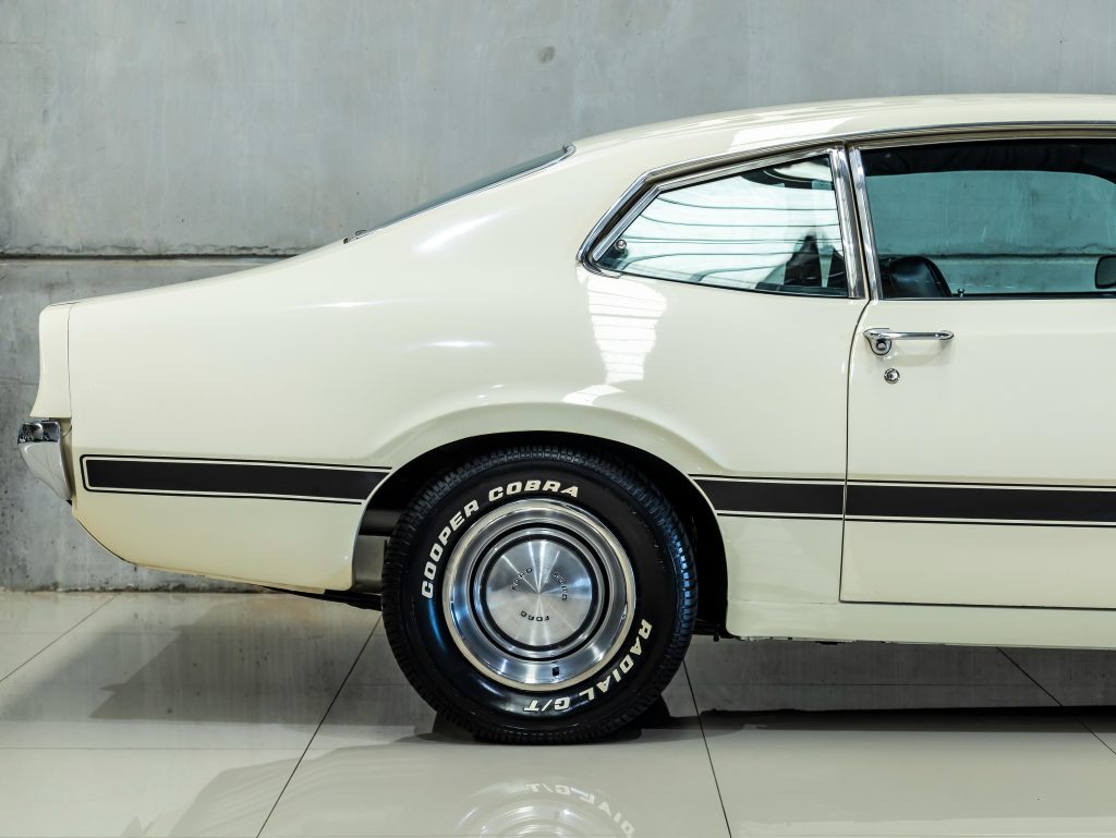 Ford Maverick Super V8 302