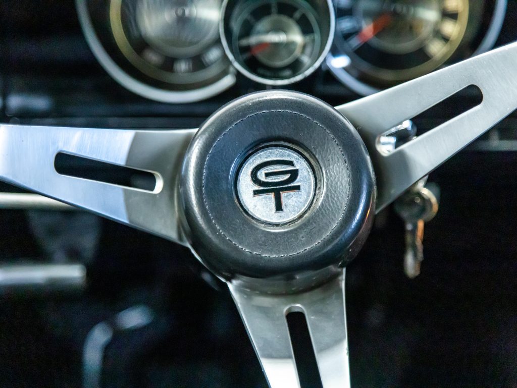 Ford Maverick Super V8 302