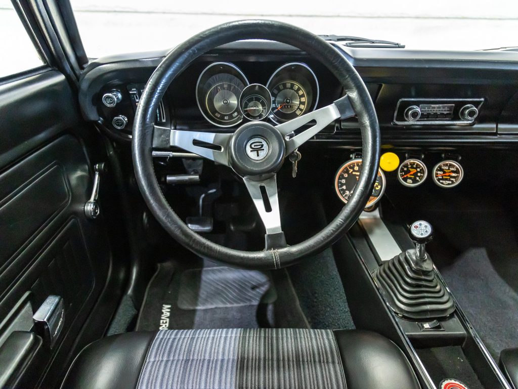 Ford Maverick Super V8 302