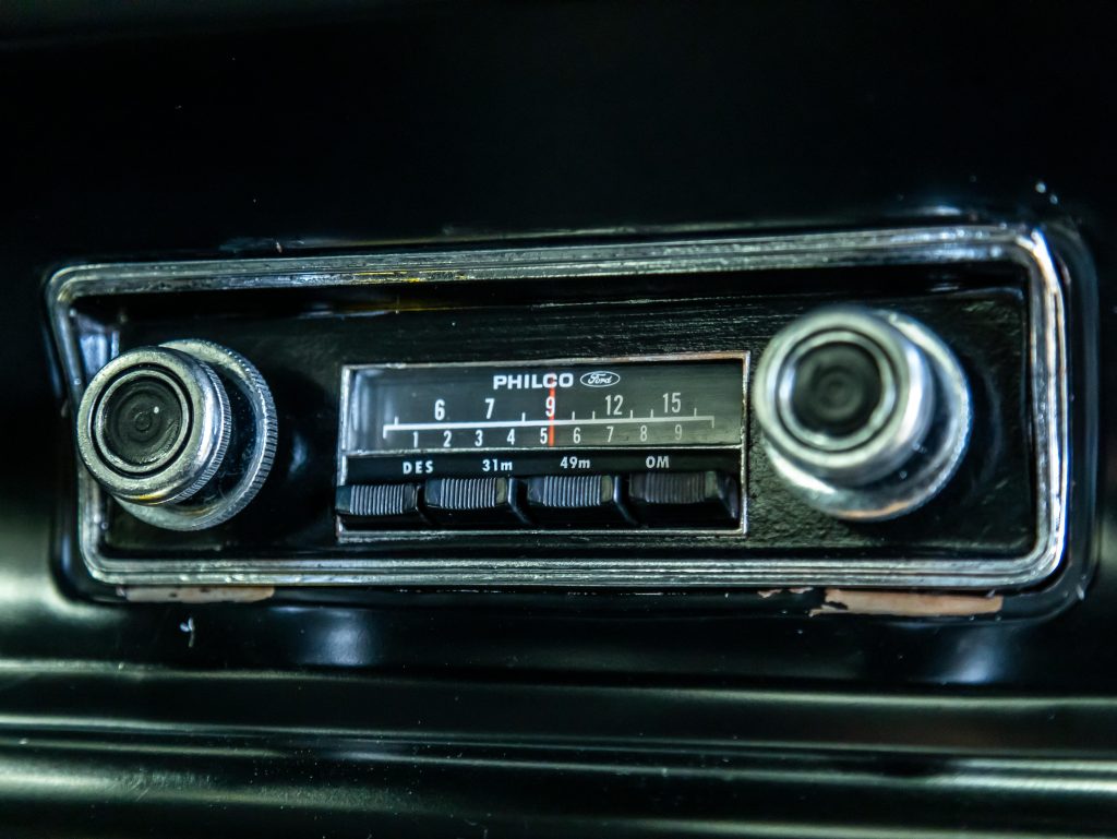 Ford Maverick Super V8 302