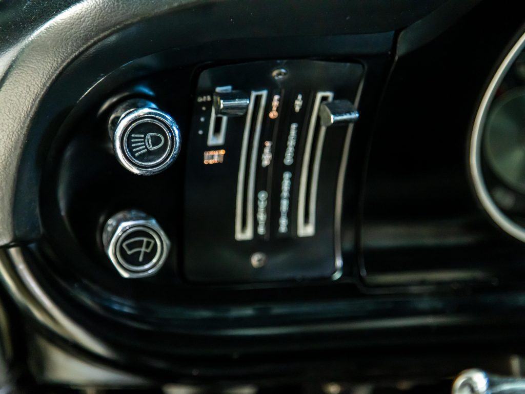 Ford Maverick Super V8 302