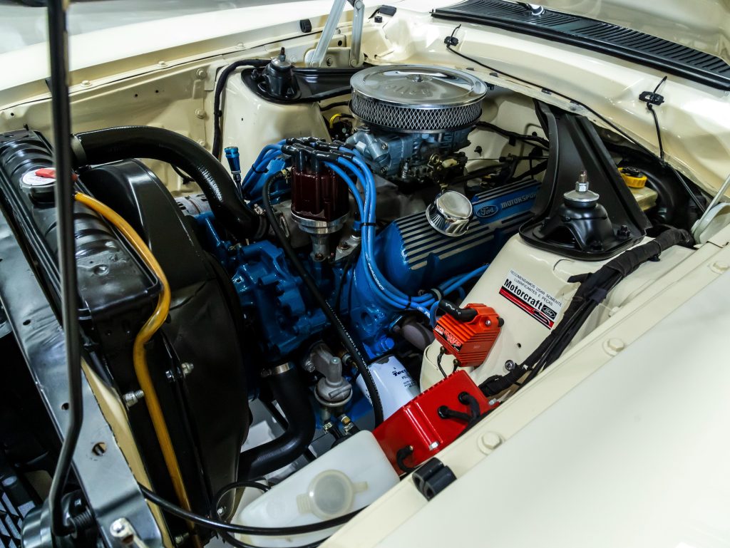 Ford Maverick Super V8 302