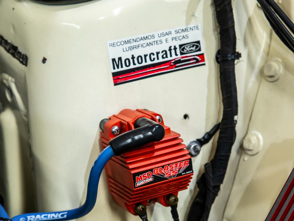 Ford Maverick Super V8 302