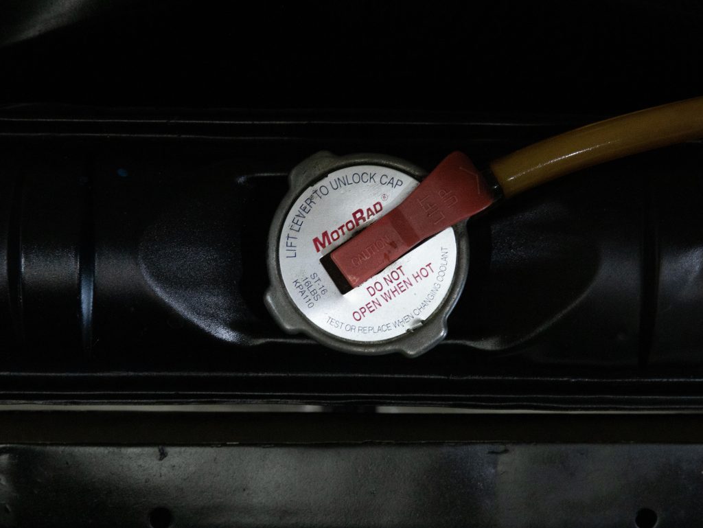 Ford Maverick Super V8 302