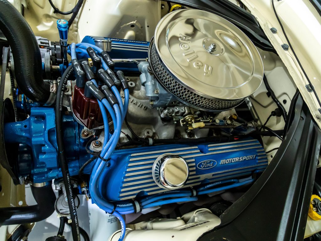 Ford Maverick Super V8 302