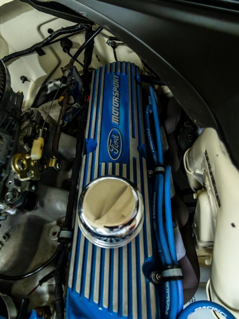 Ford Maverick Super V8 302