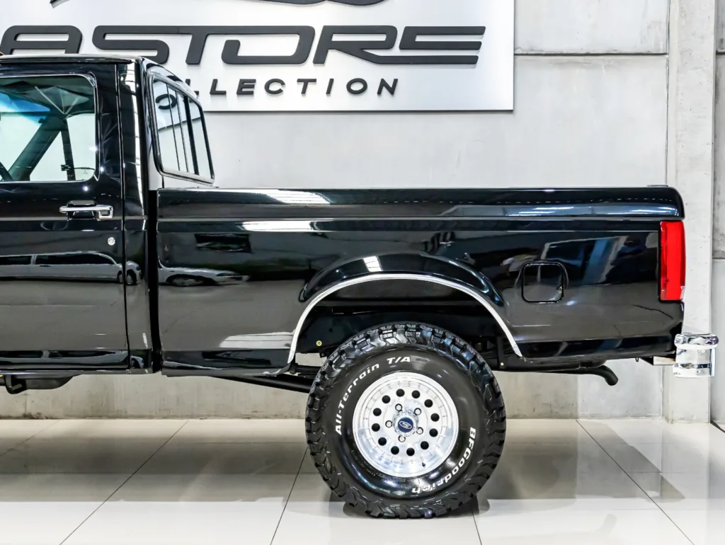 Ford F-1000 Turbo XL