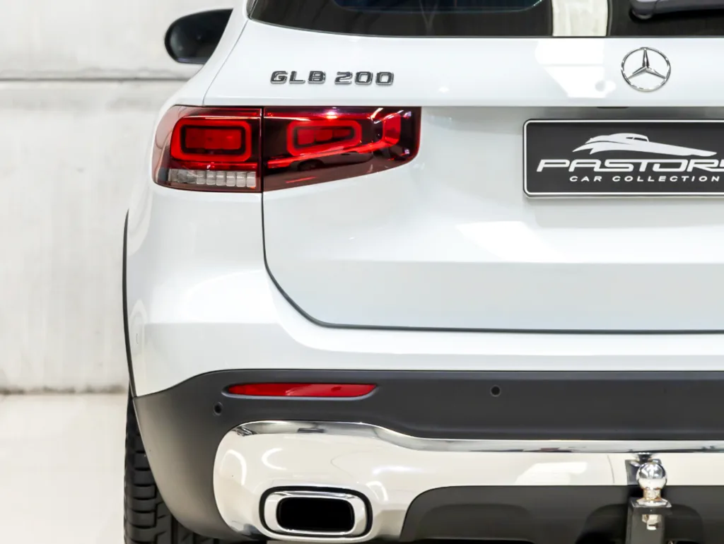 Mercedes-Benz GLB 200