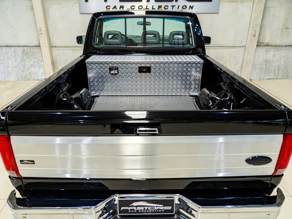 Ford F-1000 Turbo XL