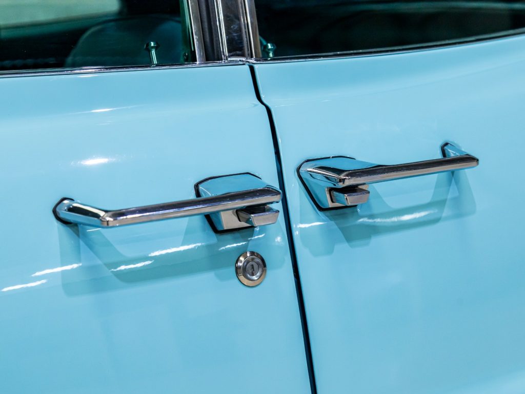 Ford Thunderbird Landau 4-Door