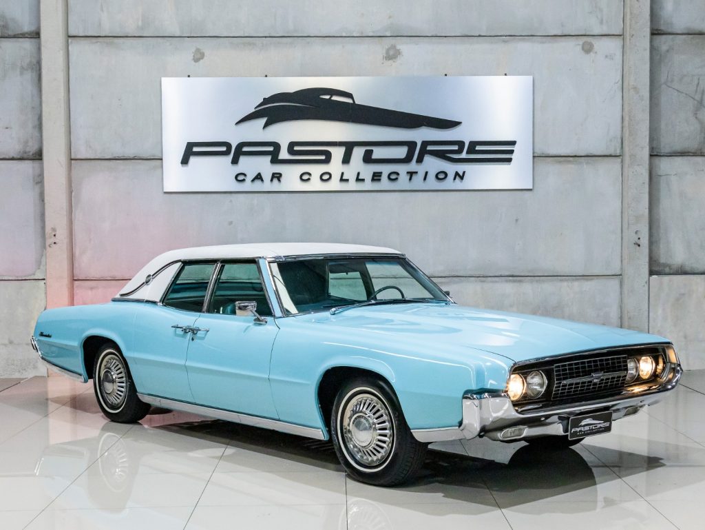 Ford Thunderbird Landau 4-Door