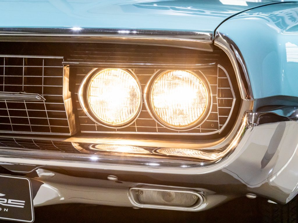 Ford Thunderbird Landau 4-Door