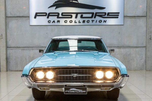 Ford Thunderbird Landau 4-Door