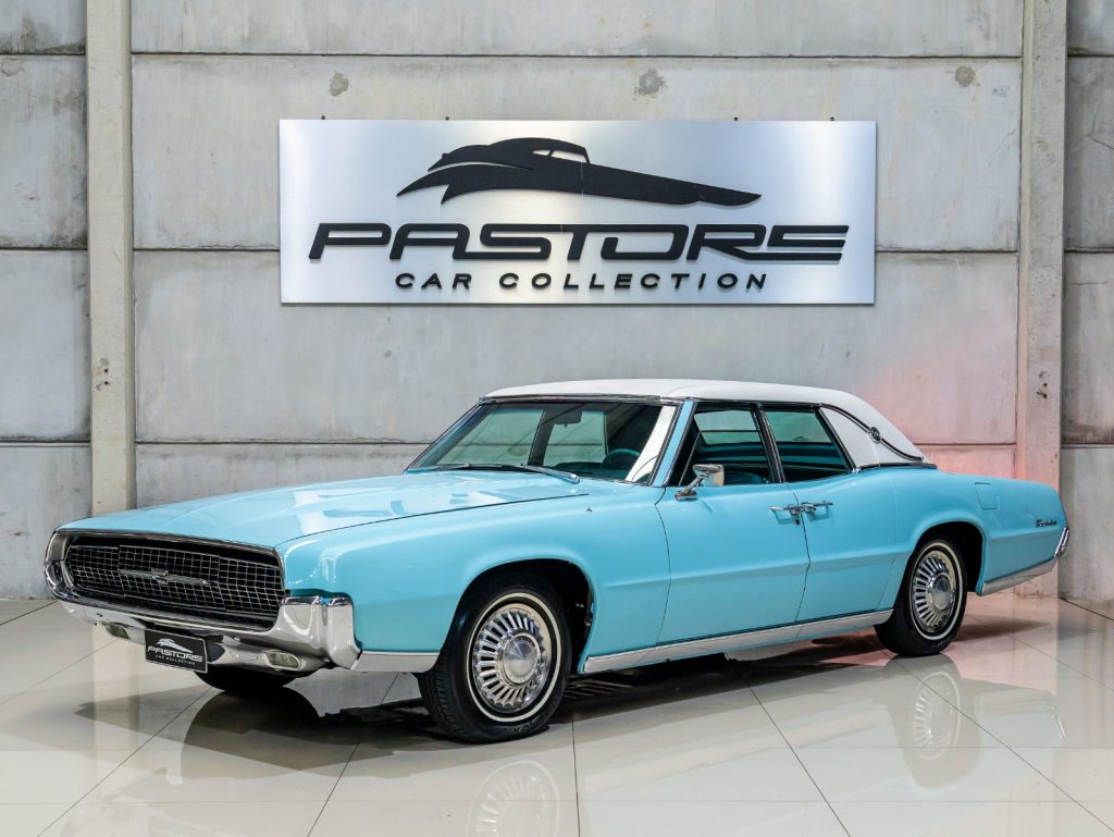 Ford Thunderbird Landau 4-Door