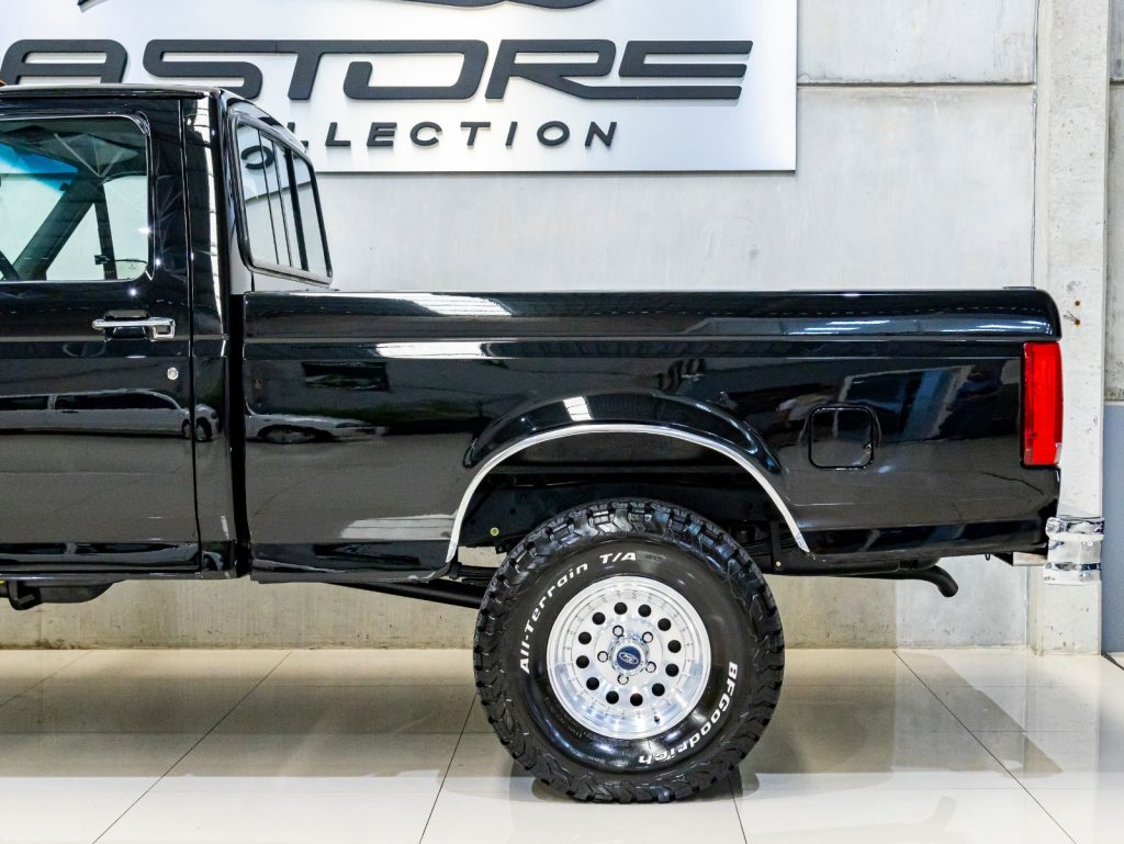 Ford F-1000 Turbo XL