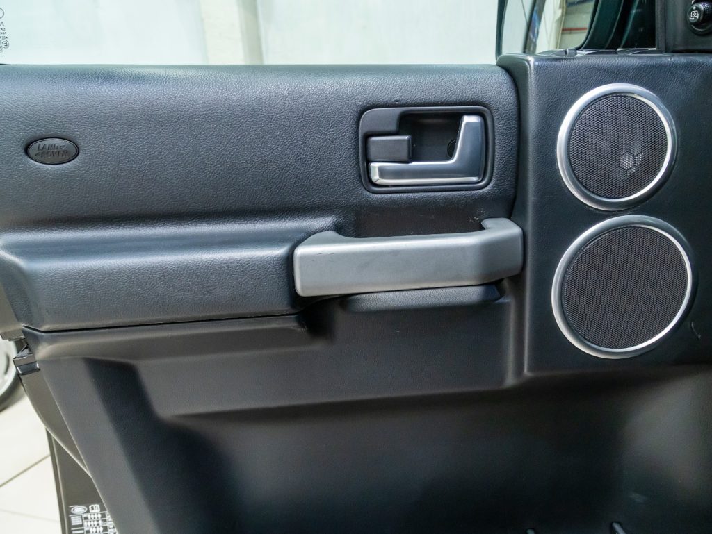 Land Rover Discovery 3 HSE 2.7 V6