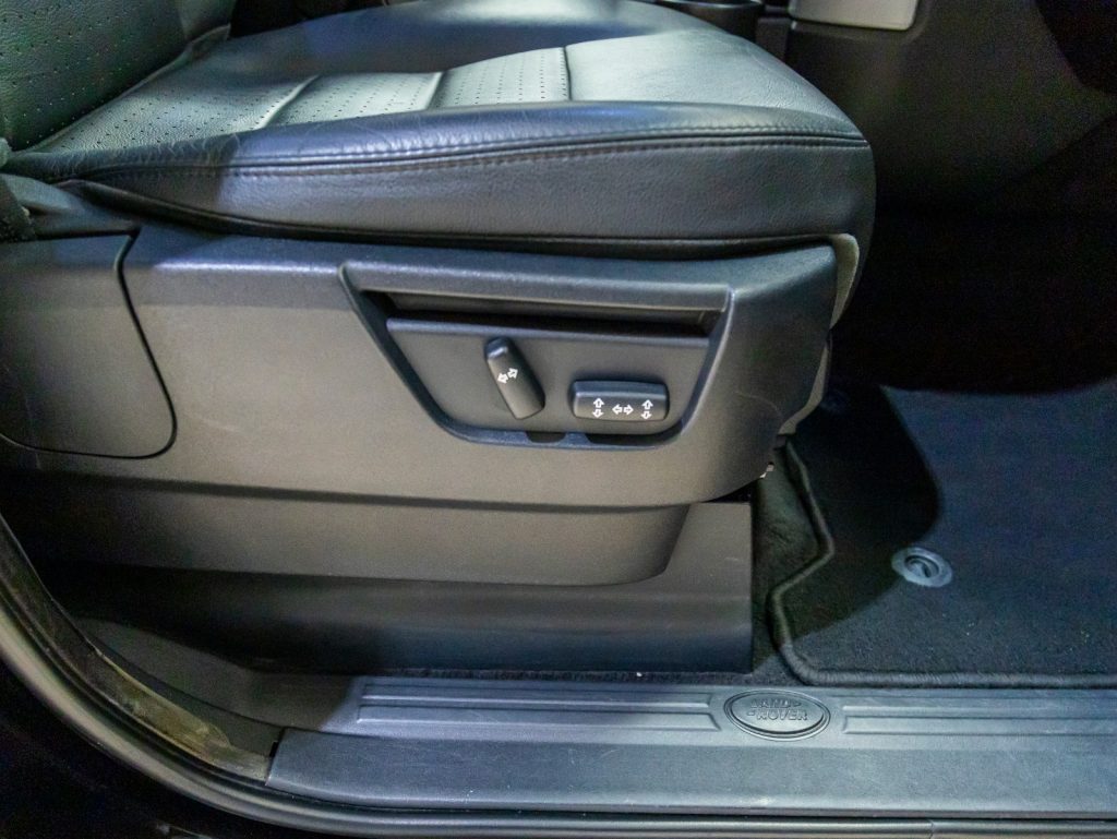 Land Rover Discovery 3 HSE 2.7 V6