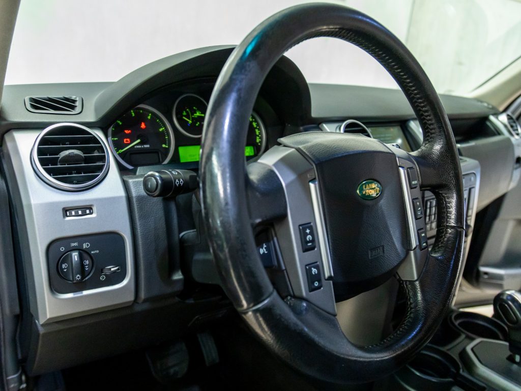 Land Rover Discovery 3 HSE 2.7 V6