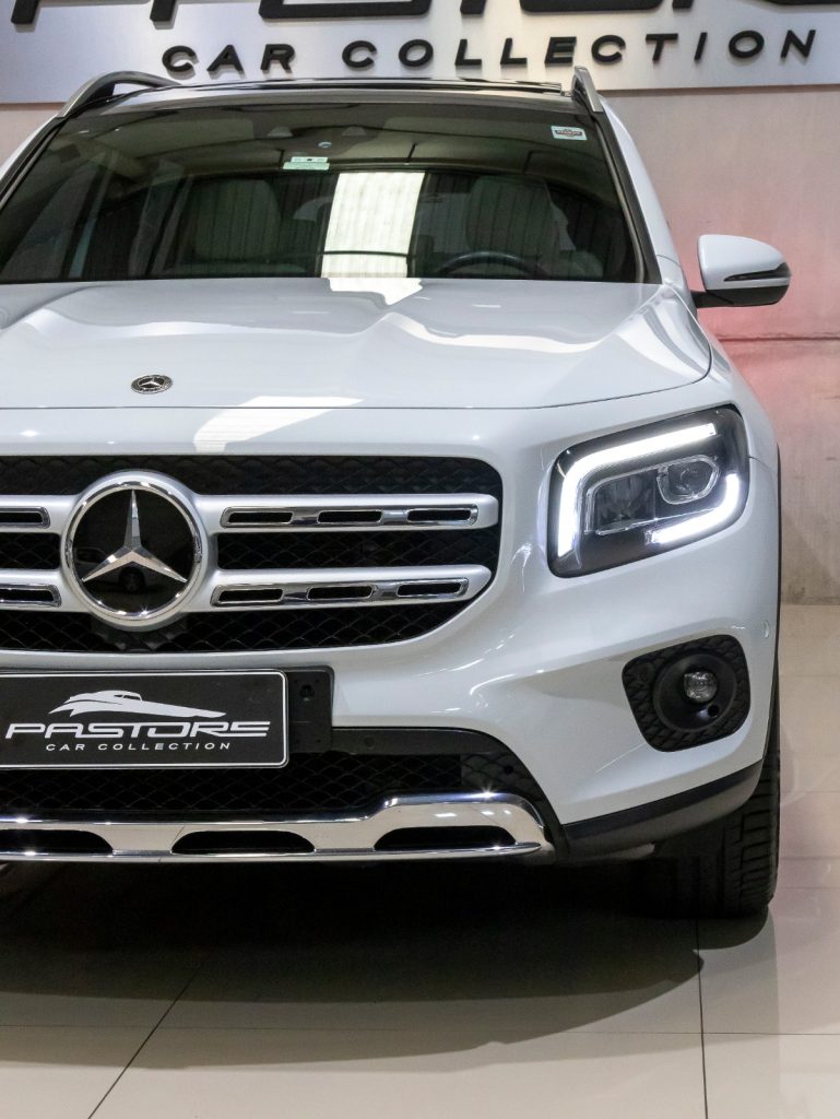 Mercedes-Benz GLB 200