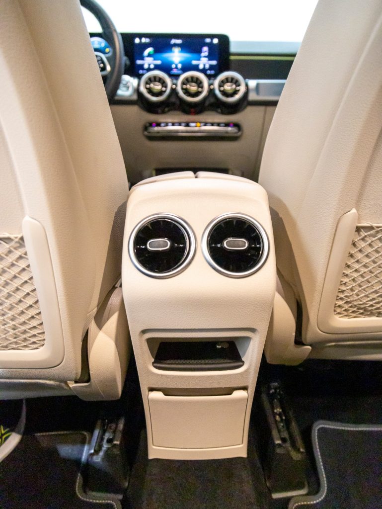 Mercedes-Benz GLB 200