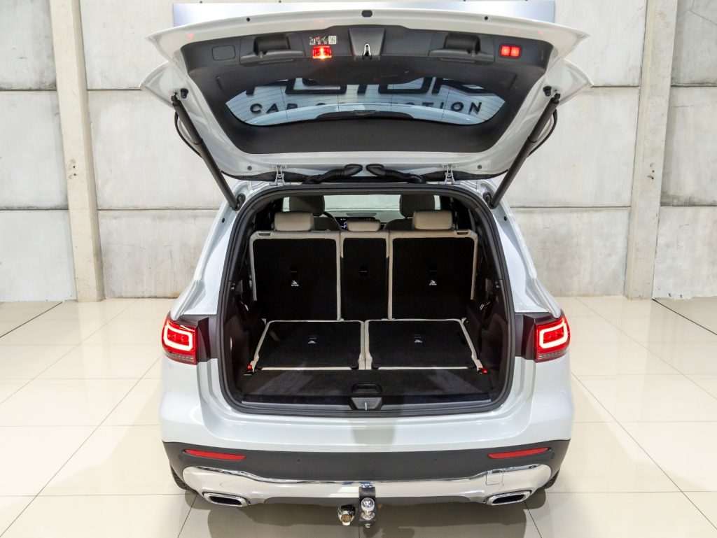 Mercedes-Benz GLB 200